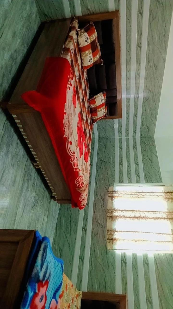 Shri Radha Nikunj Hotel Vrindavan Exterior photo